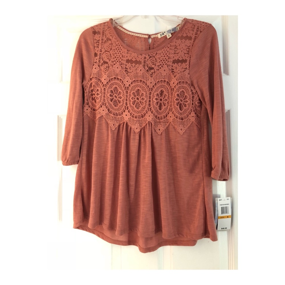 Jolt lace blouse